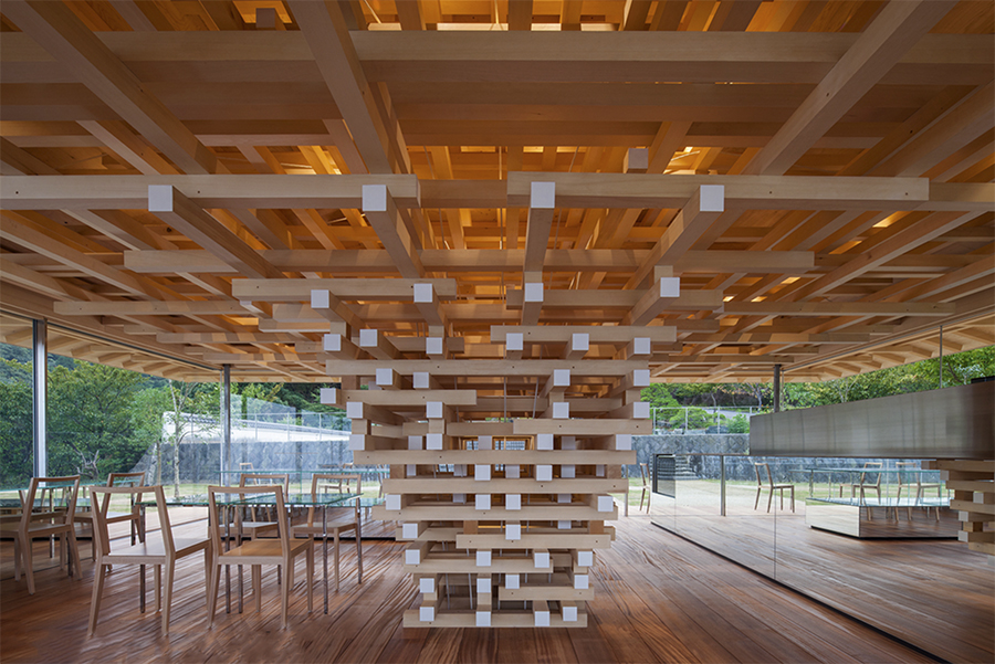 Maison cafe en bois de cèdre Shizuoka Japon