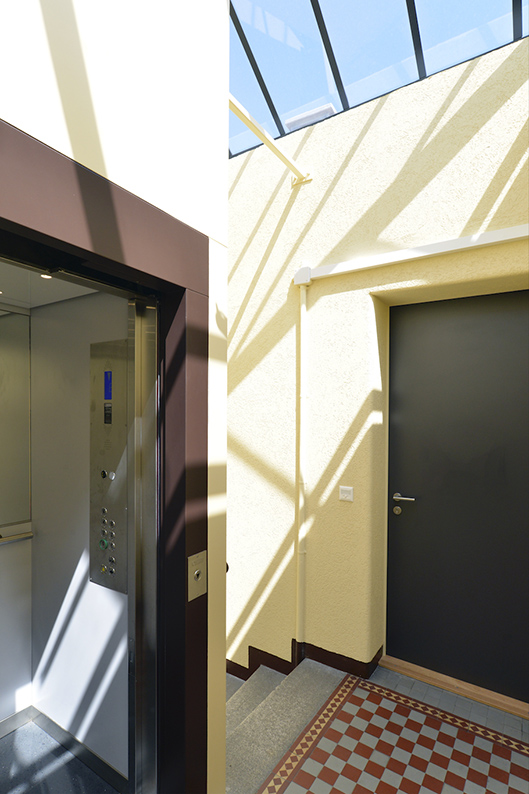 Benjamin-franklin Omarini Micello architectes ascenseur rénové ThyssenKrupp