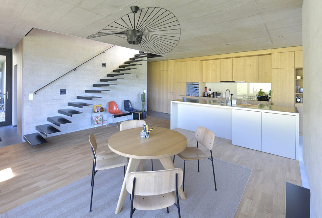 Villa moderne habitat design Jura par kwsa architectes